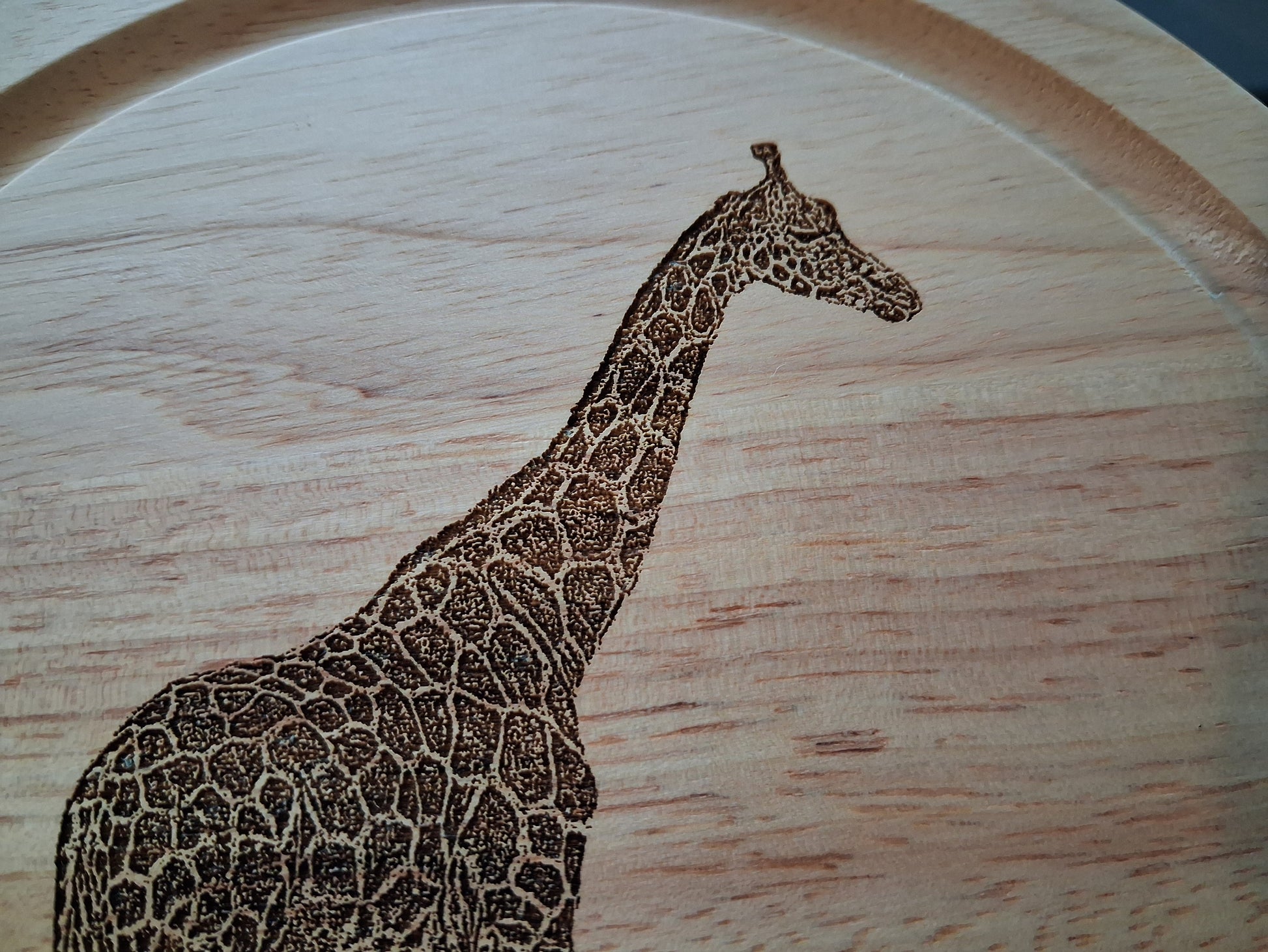 Giraffe Design Cheese Set with Tools Close-up 