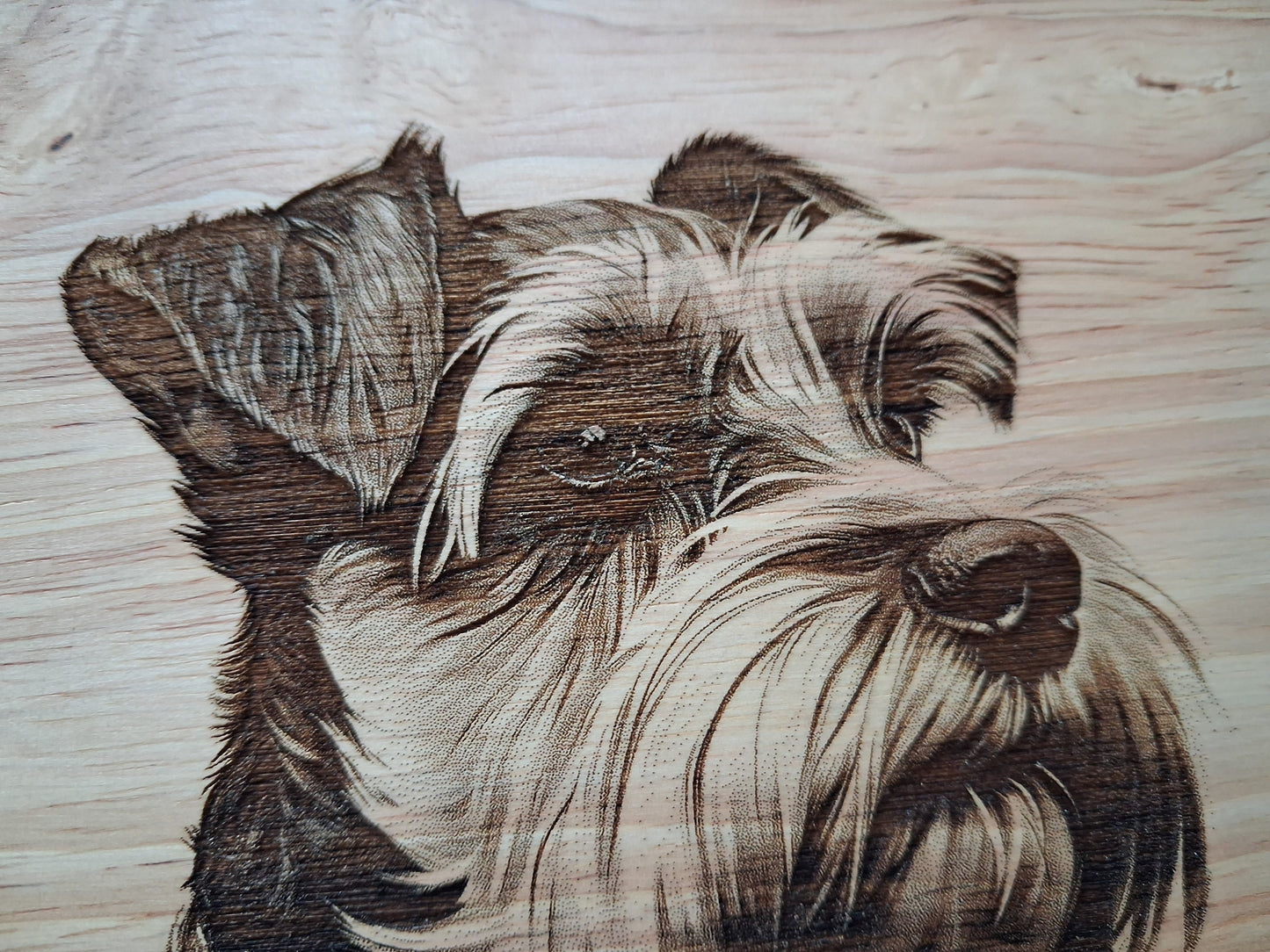 Schnauzer Dog Design #3 Medium Chopping Board Close-up 