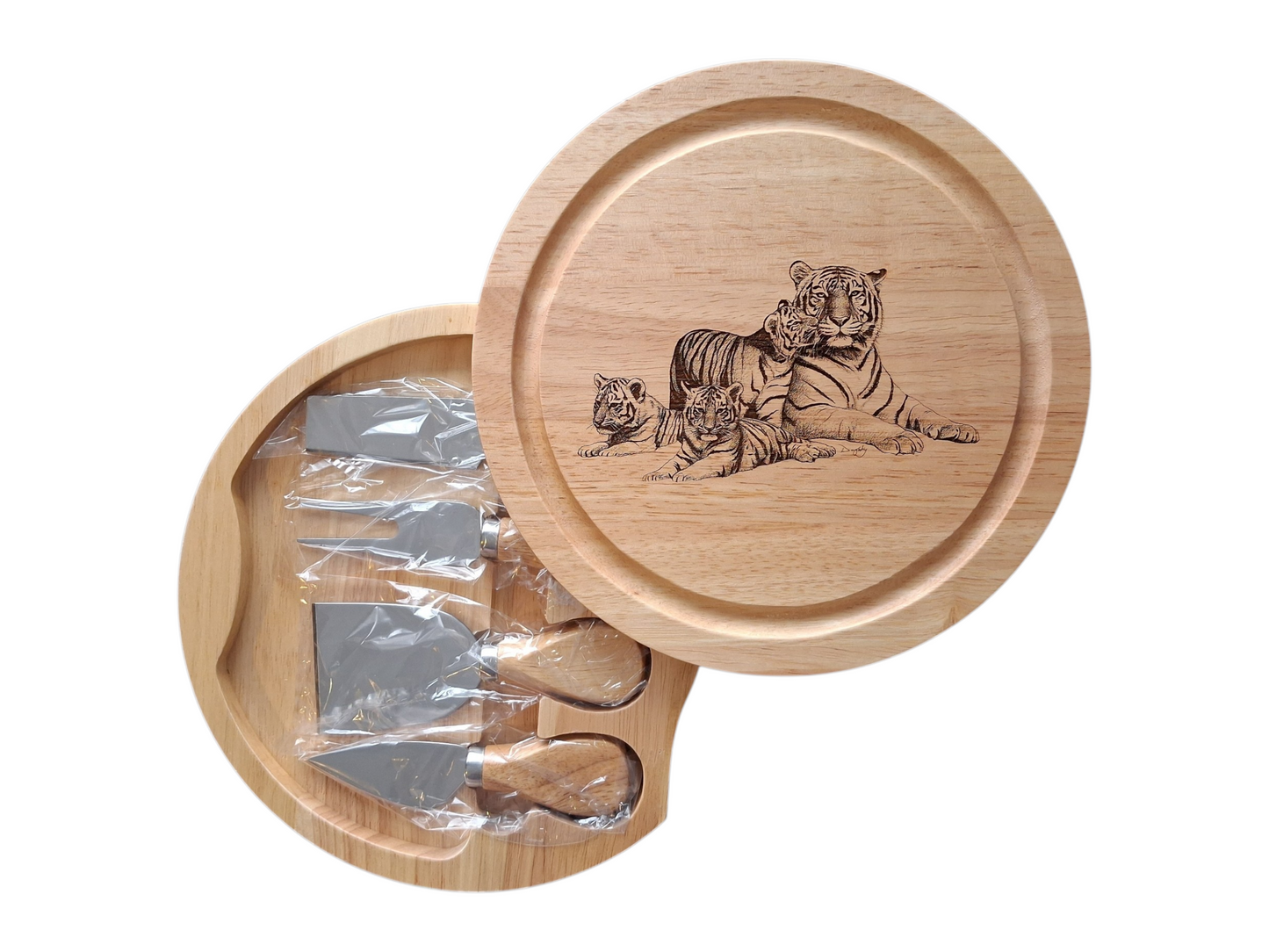 Tiger Family Design Cheese Board Set with Tools Open 