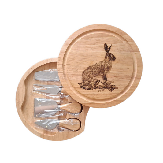 Hare *Exclusive Design* Cheese Set with Tools (21cm dia. x 4cm).